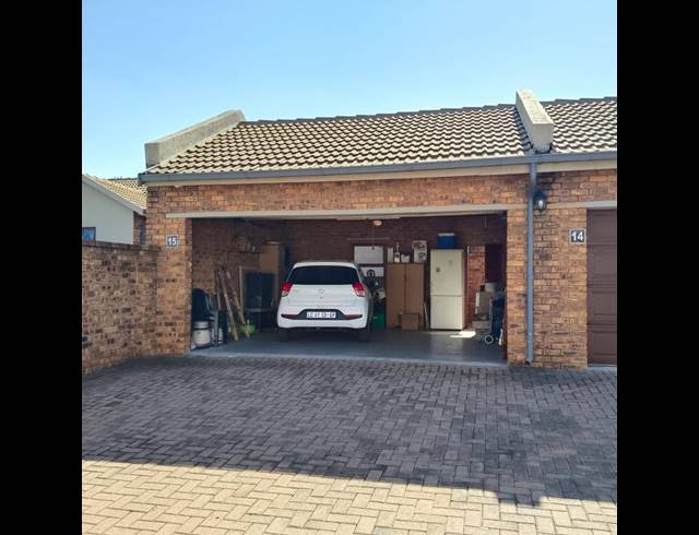 3 BEDROOM TOWNHOUSE FOR SALE IN BARTLETT